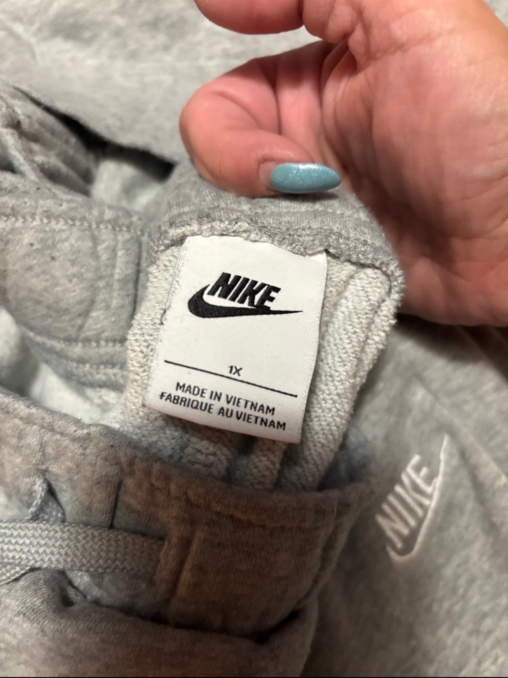 Like new worn maybe twice Nike Heather Gray Hoodie & Jogger Sweat Set - Picture 5 of 6